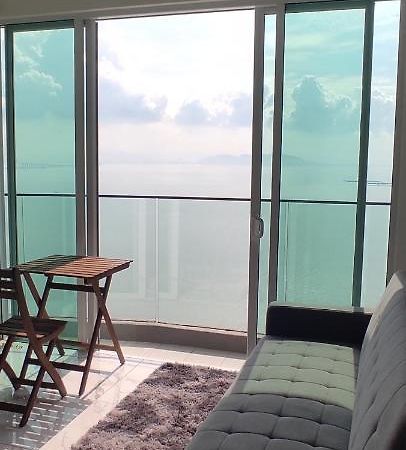 Infinite Seaview With Penang Bridge Suite With Sunrise Up To 11 Person Bayan Lepas Dış mekan fotoğraf