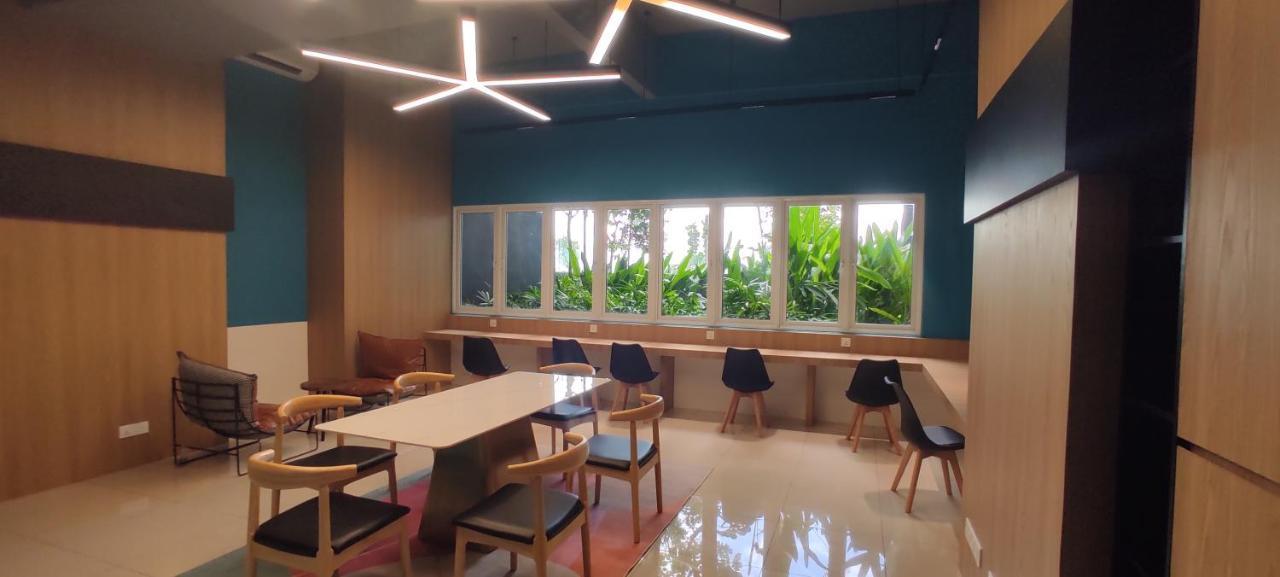 Infinite Seaview With Penang Bridge Suite With Sunrise Up To 11 Person Bayan Lepas Dış mekan fotoğraf