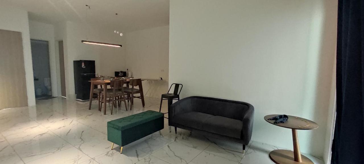 Infinite Seaview With Penang Bridge Suite With Sunrise Up To 11 Person Bayan Lepas Dış mekan fotoğraf