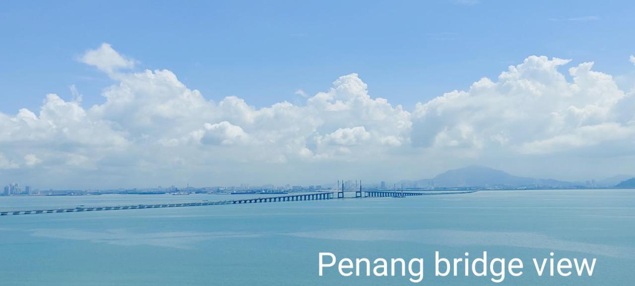 Infinite Seaview With Penang Bridge Suite With Sunrise Up To 11 Person Bayan Lepas Dış mekan fotoğraf