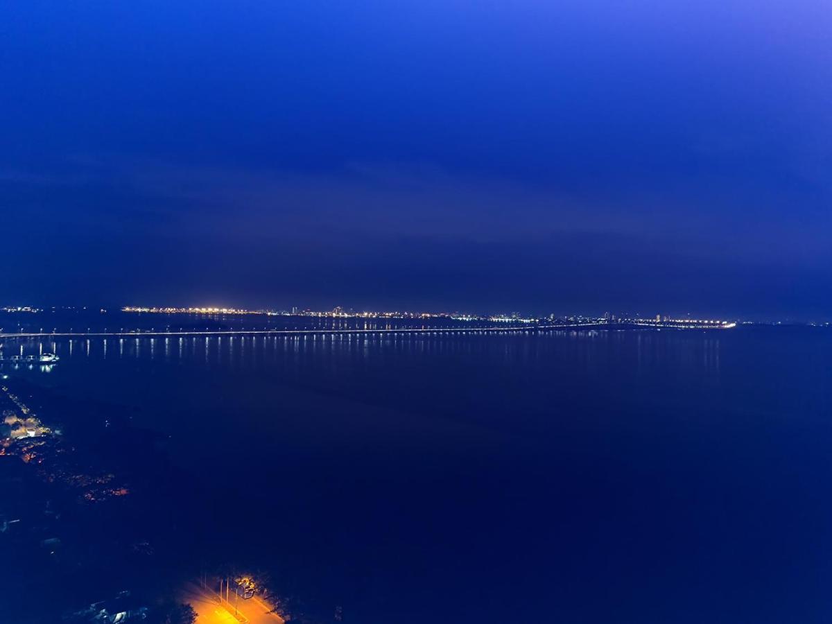 Infinite Seaview With Penang Bridge Suite With Sunrise Up To 11 Person Bayan Lepas Dış mekan fotoğraf